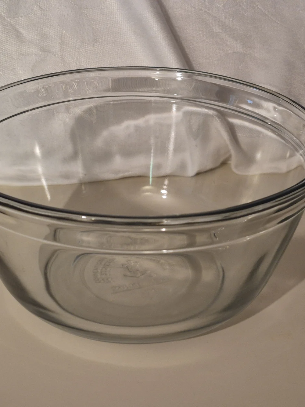 Vintage Anchor Hocking Clear Glass Mixing Bowl 2.5 Quart